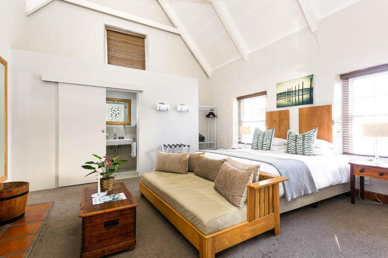 Adventure Pad'S By The Farmhouse Hotel Langebaan Exteriör bild